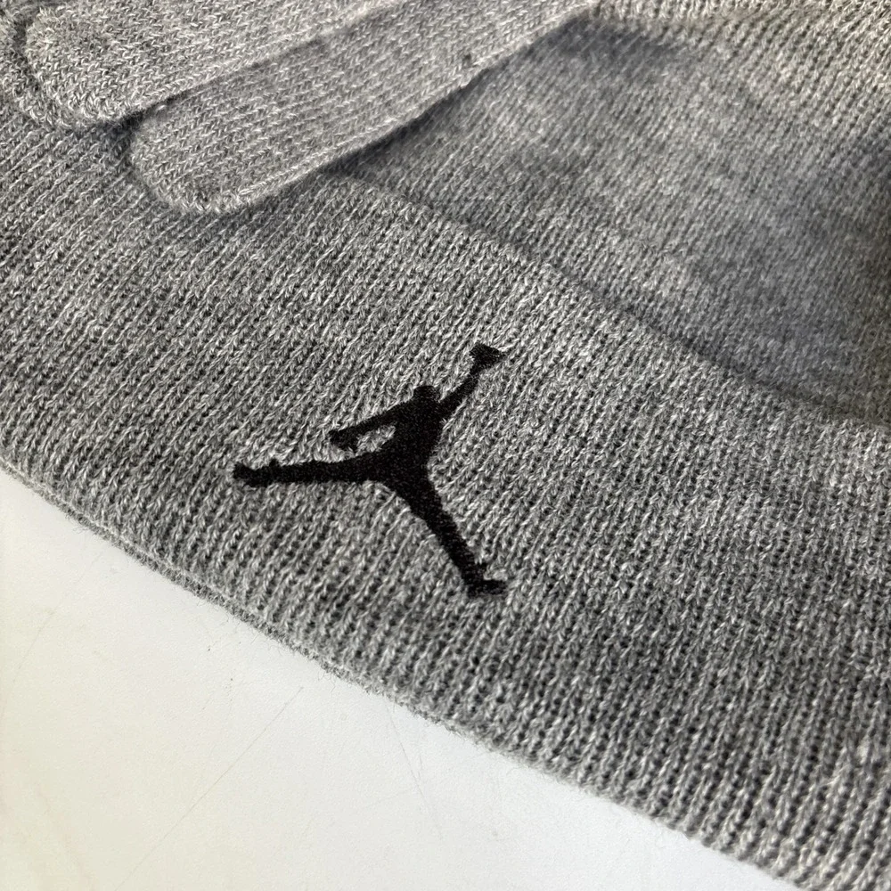 Nike UNISEX Air‎ Jordan Jumpman Carbon Grey Set Beanie Hat/Gloves Set 8/20 Kids